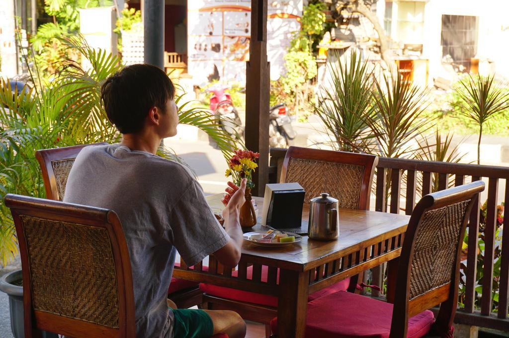 Yulia 2 Homestay Sanur Kültér fotó