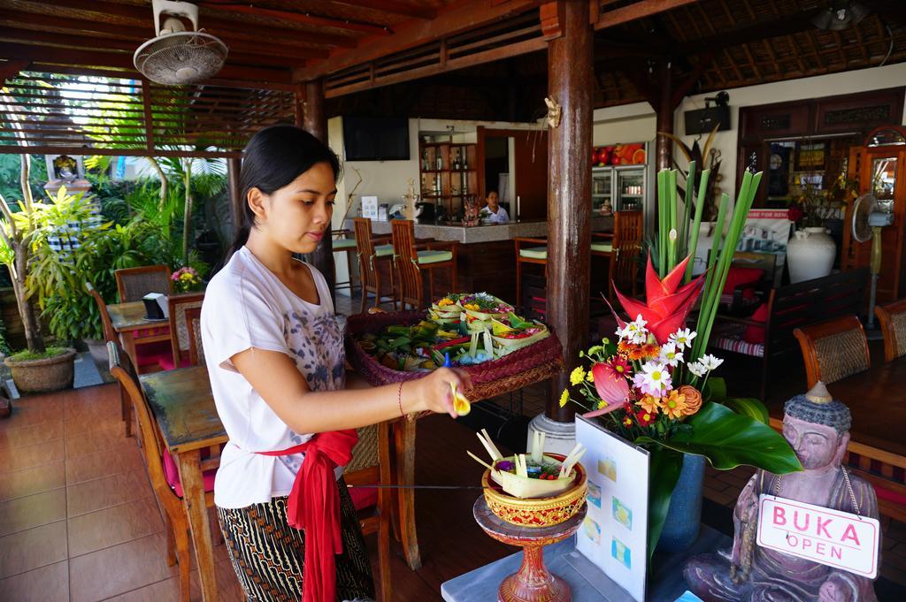 Yulia 2 Homestay Sanur Kültér fotó